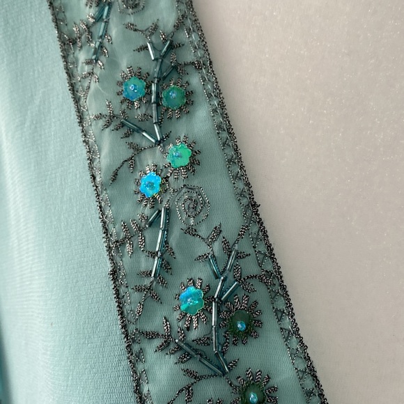 Beaded Trim Top - Picture 3 of 10